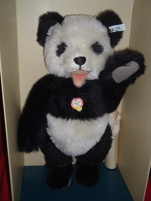 STEIFF  Panda 1951, #408335, 20  NEW, Mint NRFShipper