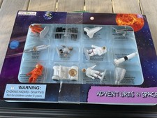 Safari Ltd. ADVENTURES IN SPACE Rocket ASTRONAUT Chimp SPACE SHUTTLE Moon Rover