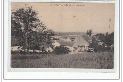 BONNY-sur-LOIRE : les loups - tres bon état