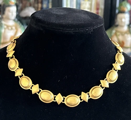 SAINT LAURENT (YSL) Collana vintage Yves Saint Laurent YSL tono oro