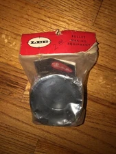 Vintage LEE Precision Mfg. Bullet Making  2" x 3" Melting Pot w/ Bail Reloading