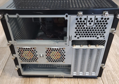 Thermaltake Lanbox Lite Black NO Window VF6000BNS PC Case - Picture 5 of 17