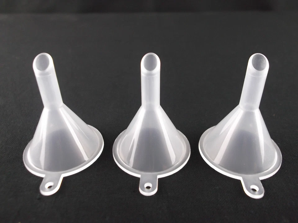 Botella difusora de perfume de plástico pequeña de EE. UU. 10 ~ 30 piezas mini embudos de aceite líquido laboratorio Foto 2 de 4