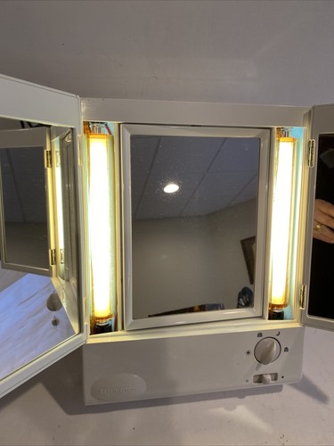 Remington True to Light LM-8 Lighted Makeup 3-way 2-side Mirrors Magnified - Picture 3 of 15
