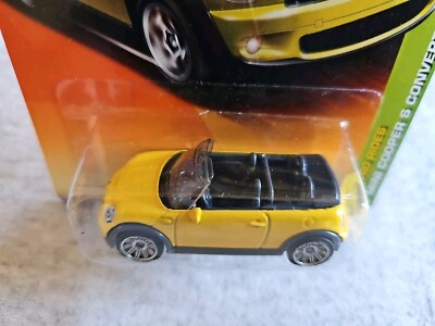 Mini Cooper ミニカー 11台セット メトスル！metosul！ 2011 Matchbox MINI COOPER S CONVERTIBLE Yellow 28/100 GREAT CARD