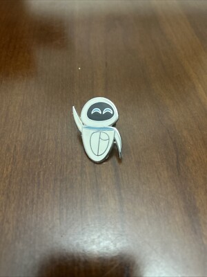 2011 Disney Wall-E Happy Eve Trading Pin
