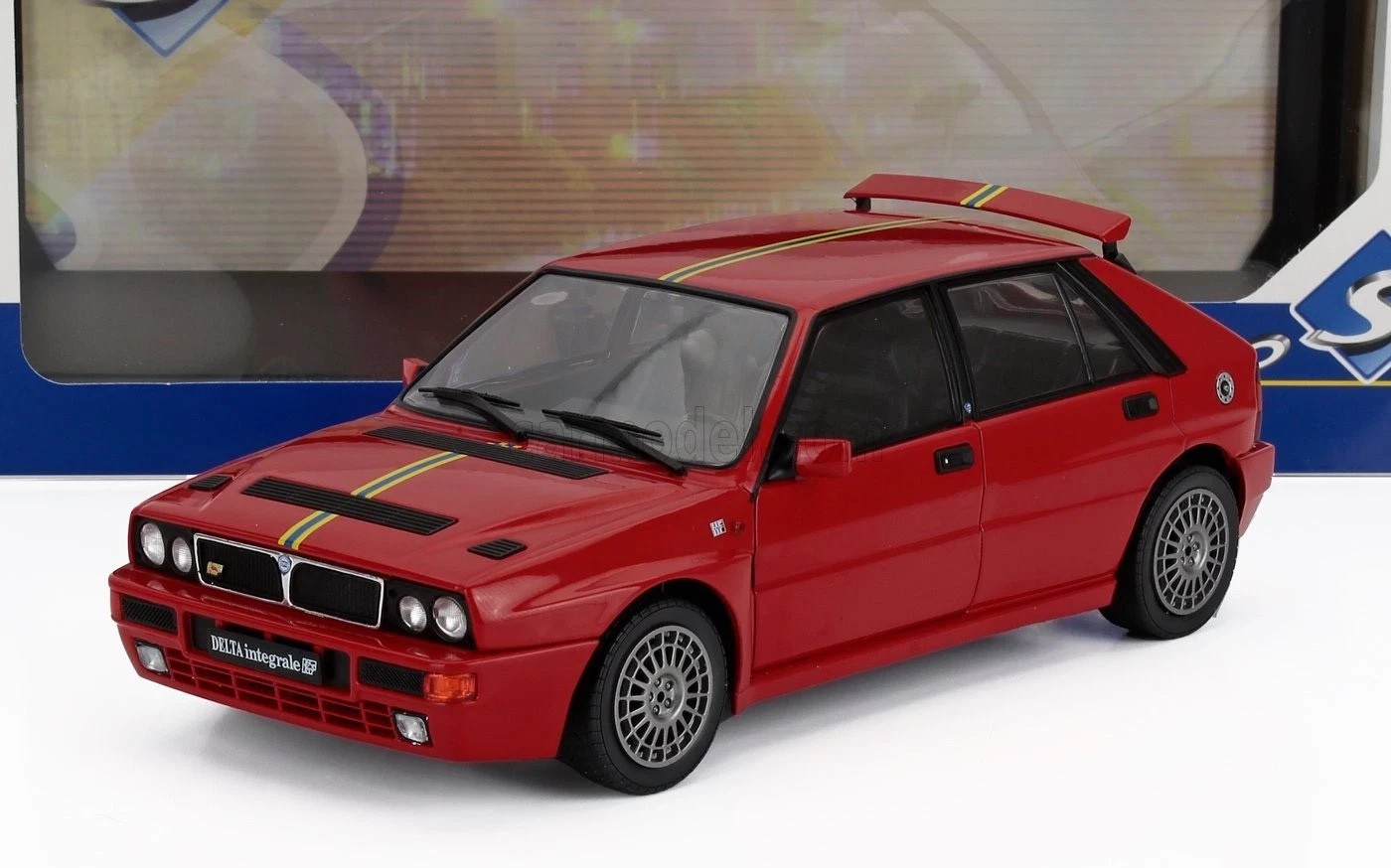 Lancia Delta HF Integrale Solido 1807807 miniature métal rouge 1/18