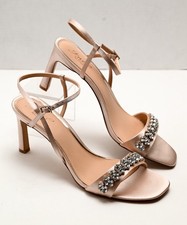Jewel by Badgley Mischka Crystal Embellished Heel Women  s Shoes Size 11