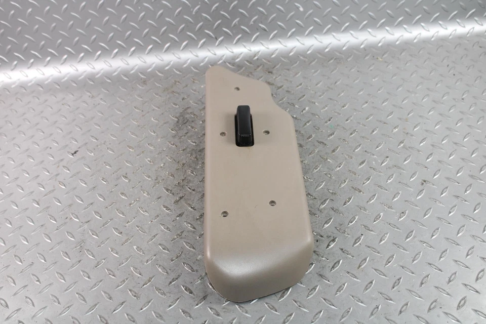 03-06 GM SUV Medium Neutral Front Driver Side Left LH Power Seat Control Switch - Изображение 4 из 4