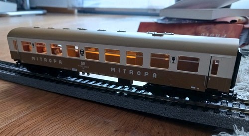 Tillig H0 74903 Reko Speisewagen DR Ep.IV mit LED-Beleuchtung, ohne OVP  | Zustand: Gebraucht