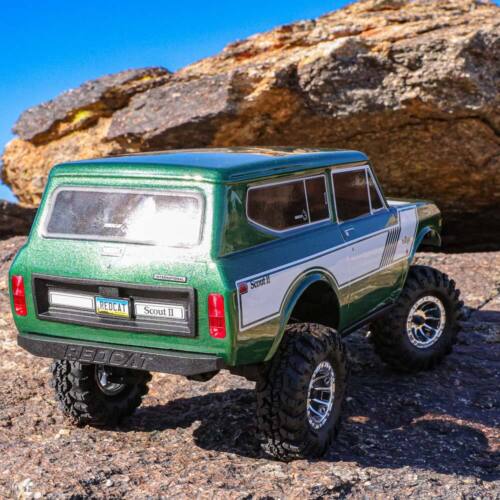 Redcat Racing Ascent-18 International Scout II RC Rock Crawler 1/18 Scale w/LEDs - Picture 2 of 8