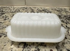 VTG 1950'S Hazel Atlas White Milk Glass Half 1/2 Stick Butter Dish & Lid