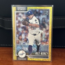 2026 Topps Yellow Foil 252 Max Muncy #/399 Los Angeles Dodgers card