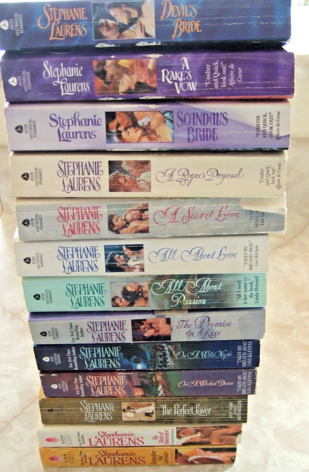 LOT OF 13 STEPHANIE LAURENS  HISTORICAL  ROMANCE NOVELS Mixed Series Paperbacks Foto 2 de 4