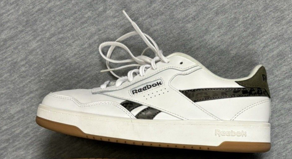 Reebok Galaxy 7 Club C Revenge Womens 8 White Green Camo Gumsole