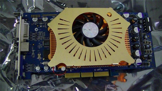 XFX - GF FX5950 ULTRA 256MB DDR VIVO DVI ver1.3