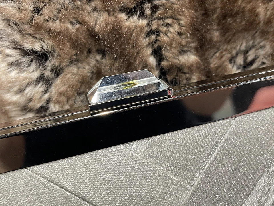 Bolso sin asas / bandolera elegante formal para novia David - plata satinada - ¡Nuevo! Foto 4 de 4