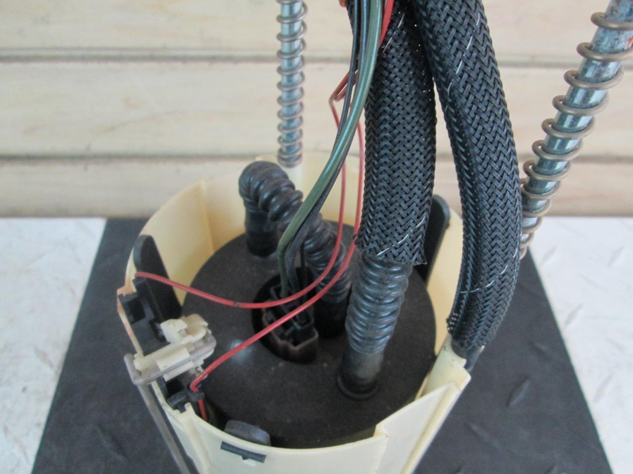 2001 Ferrari 360 Spider Fuel Pump Assembly Passenger Side (LH) w/ Hose
