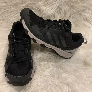 adidas terrex traxion