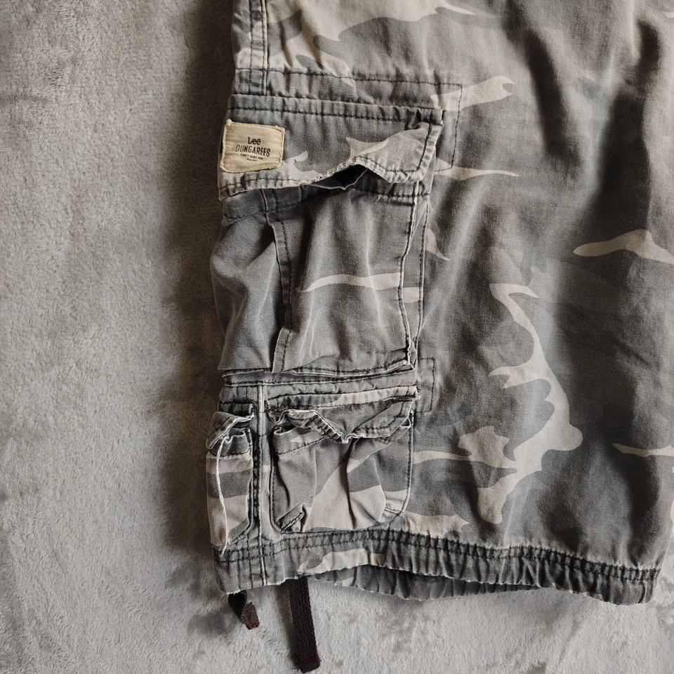 Lee Dungarees Mens Camo Cargo Shorts Size 36 Tactical Military Utility Vtg y2k - Image 2 of 4