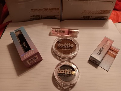 A Five Piece Lottie Makeup Set. Set Includes: An Eyeliner Crayon,  A Blush,...