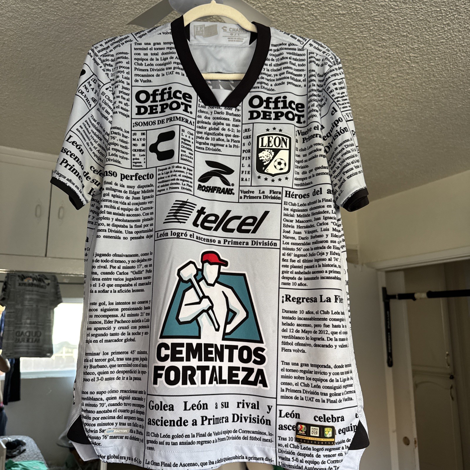 Leon Away Jersey Charly 2022-2023 Mens Size Large | Camiseta Grande