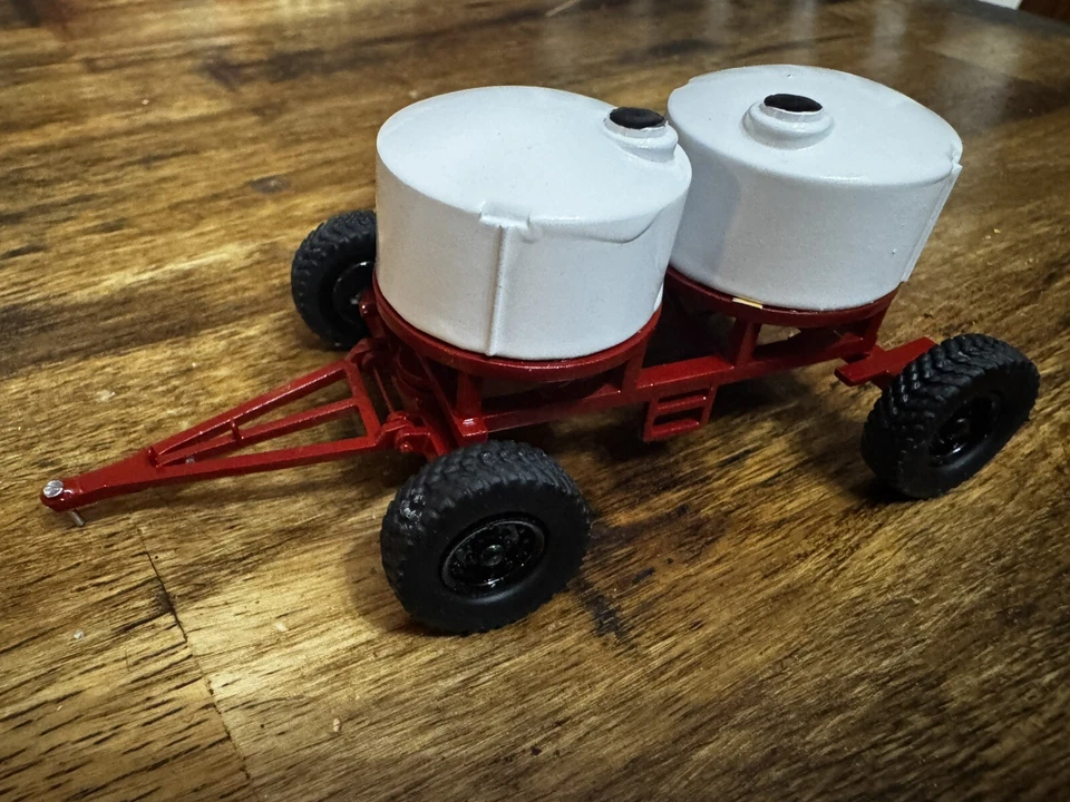 1/64 Custom Red/black Liquid Wagon Farm Toy  - Image 3 of 4