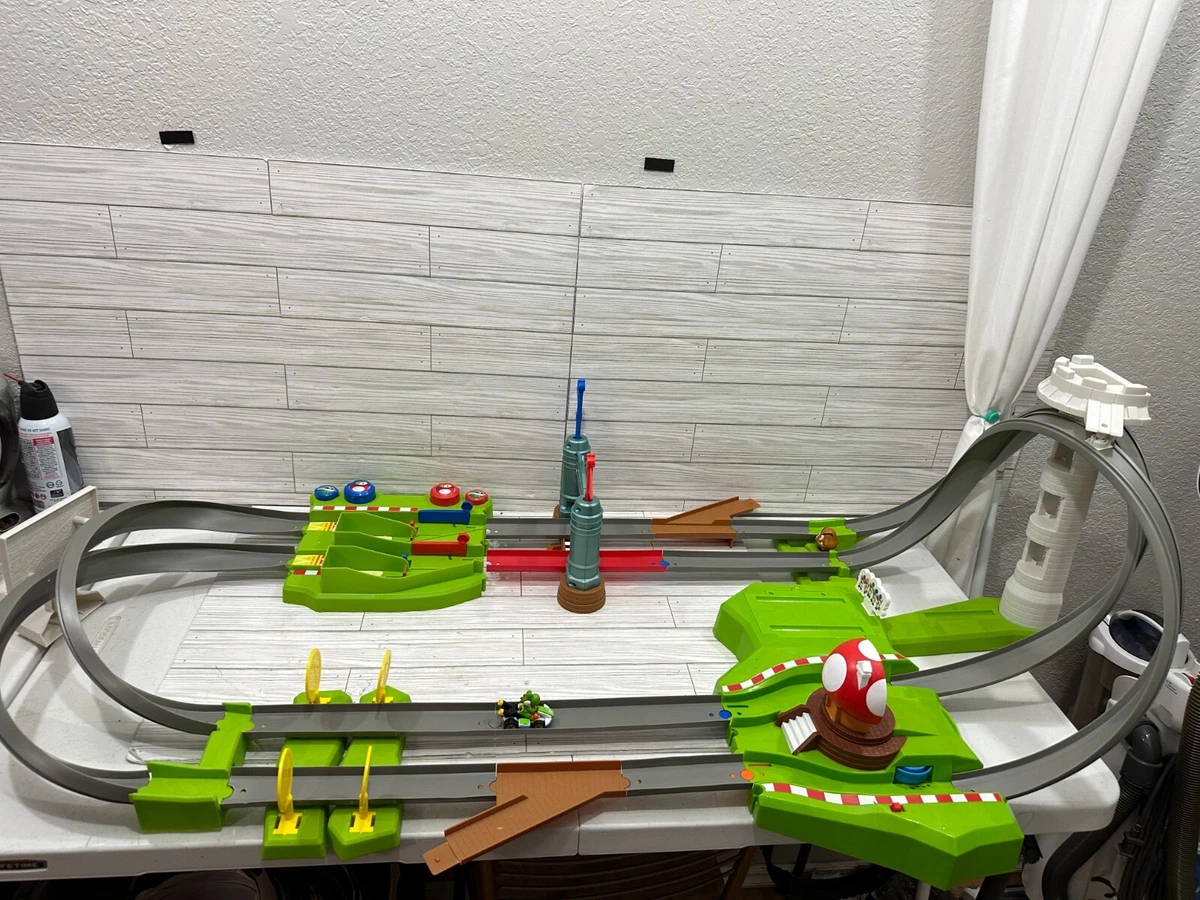 Hot Wheels Mario Kart Circuit Track YOU PICK PARTS SEE PHOTOS