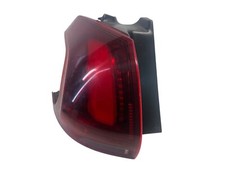 Peugeot 2008 I  / Bj. 2015 bis 2019 / Rücklicht Rückleuchte LED HL 98268304800