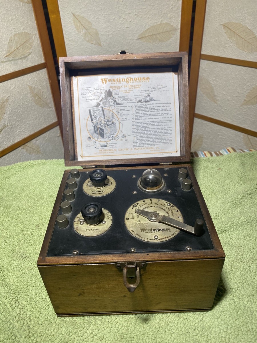 Antique 1920's Westinghouse Aeriola Sr. AM Radio Receiver. Bulb