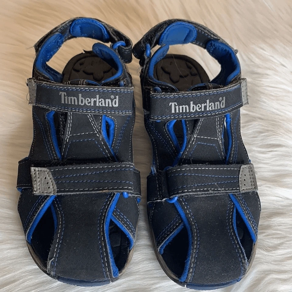 Sandalias/sandalias de agua Timberland negras y azules para niños talla 3 Foto 2 de 4