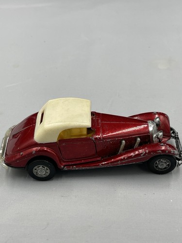 Vintage Yatming Mercedes 540K Cabriolet 1:32 Scale Model Diecast No.8502 red - Picture 3 of 8
