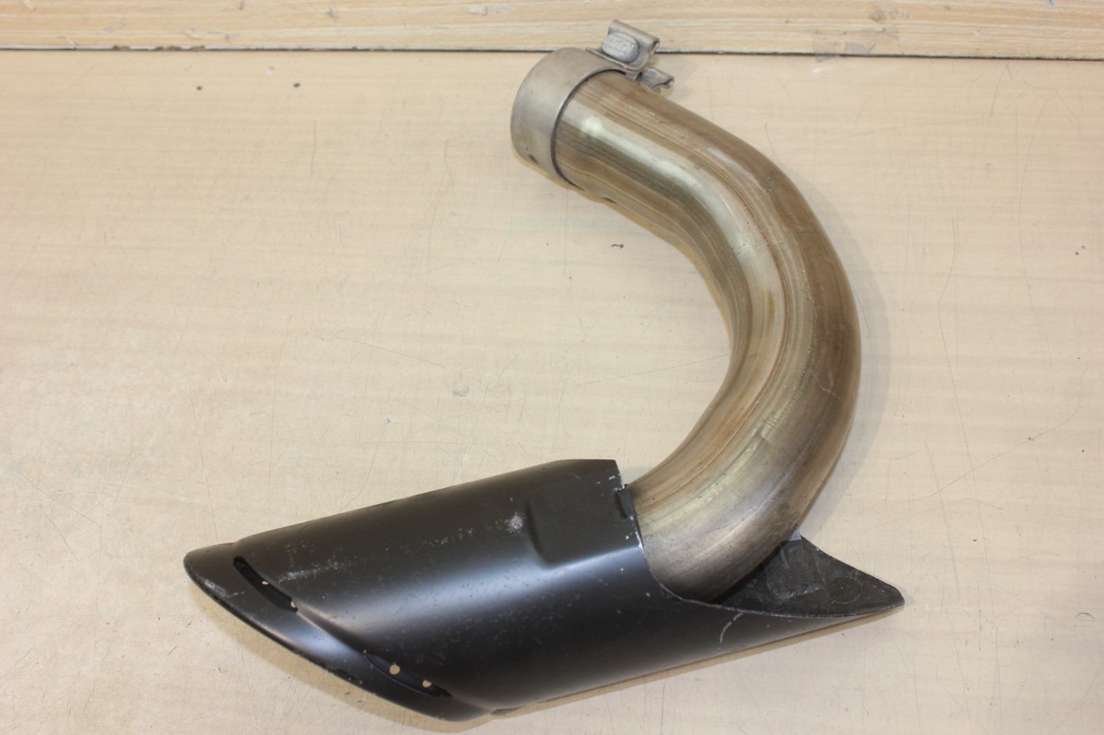 18-23 20 21 LAMBORGHINI URUS MUFFLER  EXHAUST TIP PIPE END MUFFLER OEM ALL 4 SET