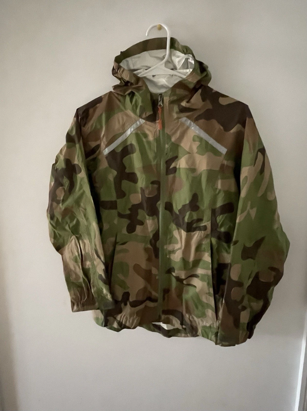 New L.L. Bean Boys Camouflage Full Zip Hood Windbreaker Jacket M (10-12) Pockets
