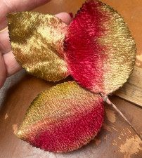 vintage millinery 1940s velvet 2 1/8x3" cranberry gold 1 tri spray Japan