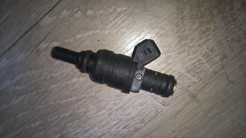 BMW 3-Series 1999 Fuel Injector 1427240, Genuine #118521-87
