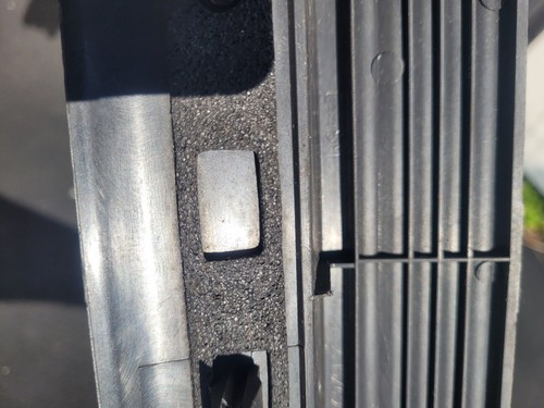 2003 MERCURY MARAUDER REAR LEFT DOOR SILL STEP SCUFF TRIM OEM CHARCOAL - Picture 7 of 12