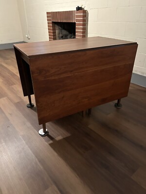 HENKEL HARRIS Solid Wild Black Cherry Gateleg Drop-Leaf Dining
