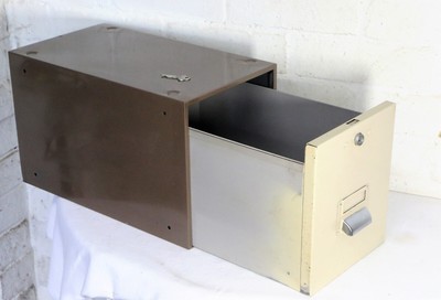 Vintage Schreibtischplatte Dokumententresor Box 1 Schublade abschließbar Industrie Schreibtisch Metall Schlüssel