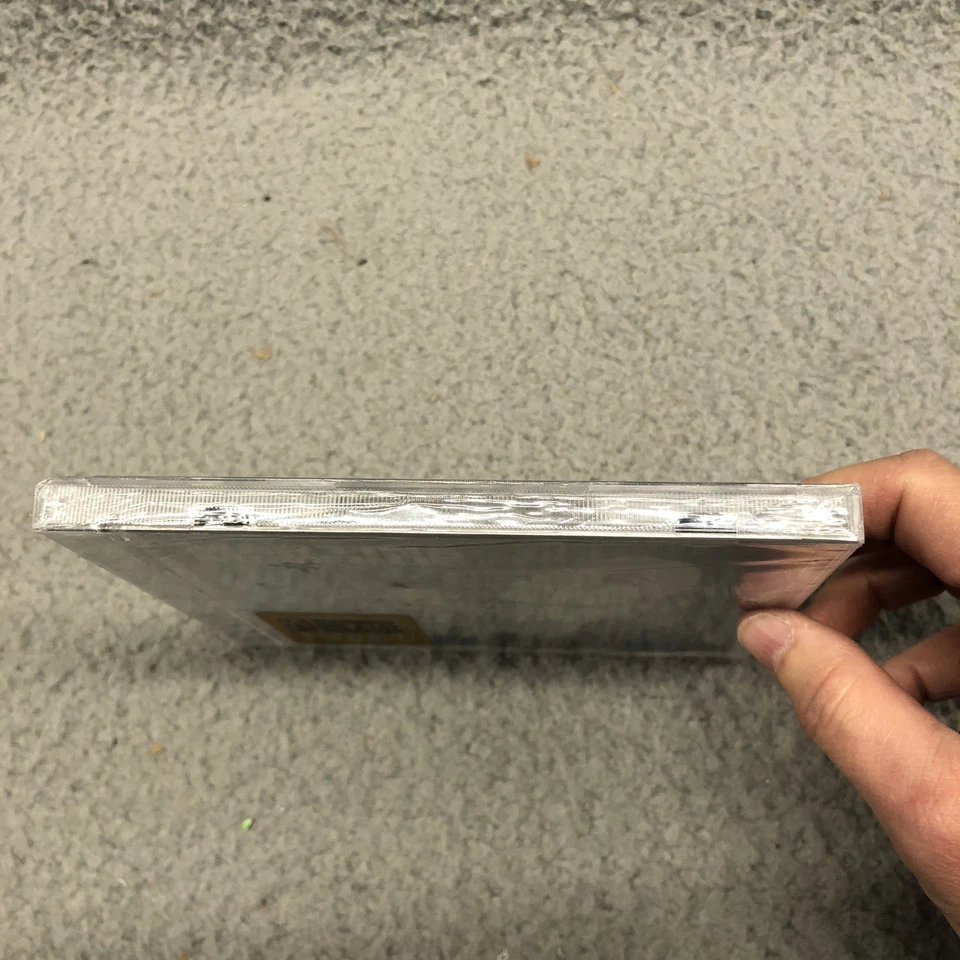 Martina McBride - It's The Holiday Season (CD, 2018) - Image 2 of 4