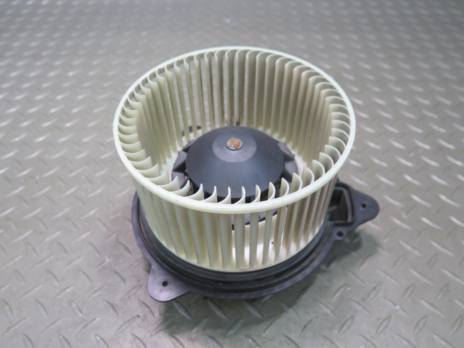 2008-2019 MASERATI GRANTURISMO M145 A/C HEATER BLOWER MOTOR FAN