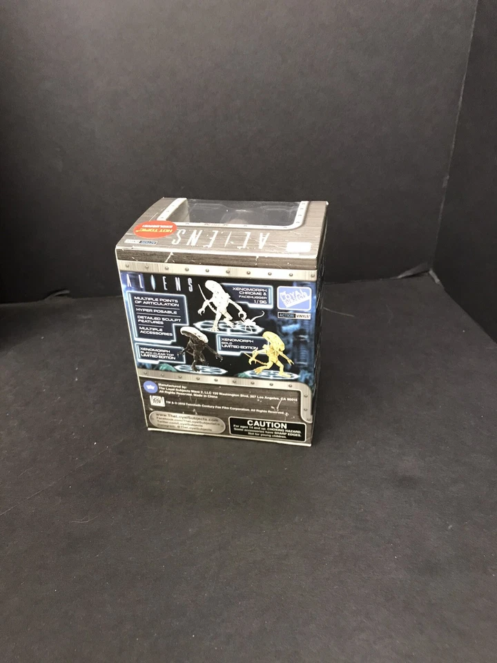 The Loyal Subjects Aliens Metallic Hot Topic William Hudson Foto 4 de 4