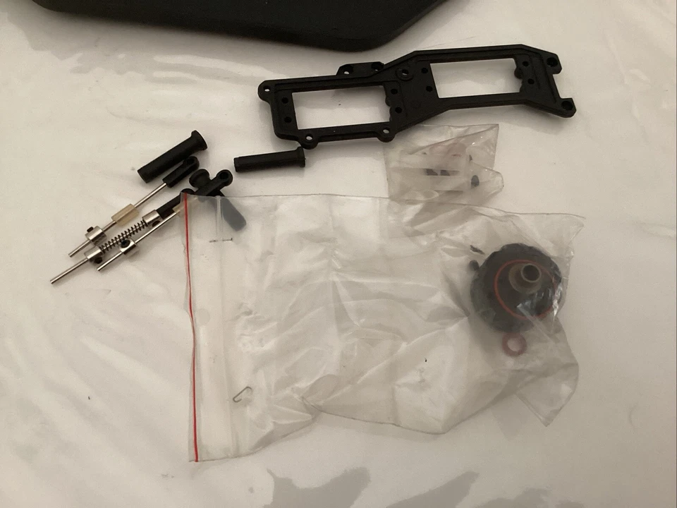 Hummer H2 Hobby & Work 1/8 Scoppio - Immagine 3 di 4