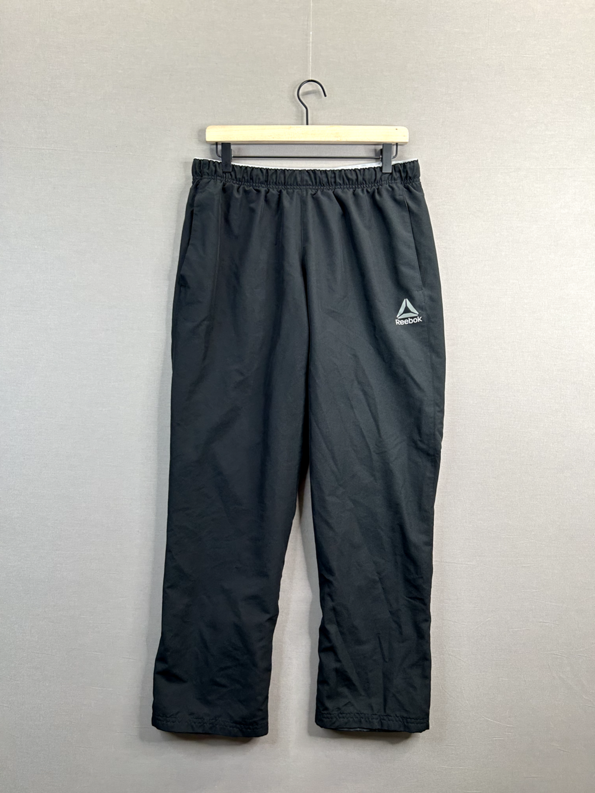 Reebok Mens Black Sweatpants Elastic Waist Drawstring Pockets Size Medium