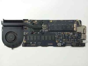Apple MacBook Pro 13" 2013 · i5 · 4GB · 128GB
