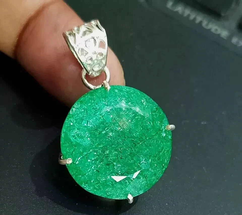 29CT Verde Natural Esmeralda Certificado Suelto Gema 925 Plata Maciza Colgante - Imagen 3 de 4