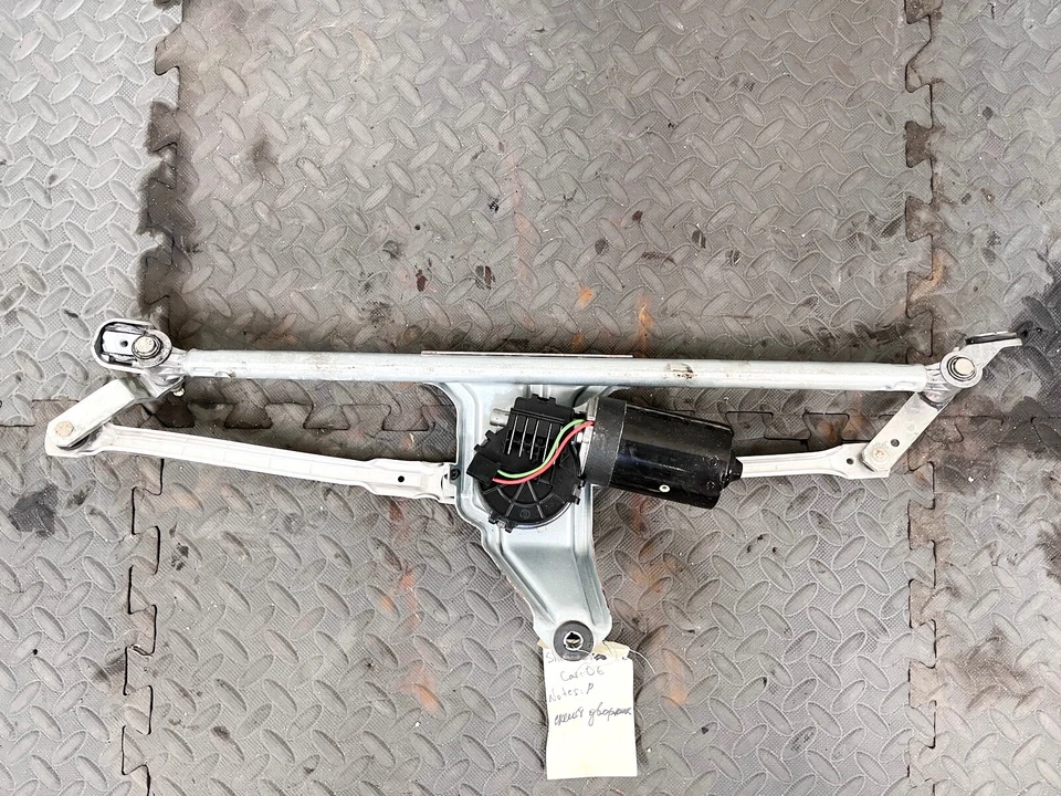 06-12 PPORSCHE 911 CARRERA 4S ПЕРЕДНИЙ РЫЧАГ СТЕКЛООЧИСТИТЕЛЯ С ДВИГАТЕЛЕМ OEM - Изображение 2 из 3