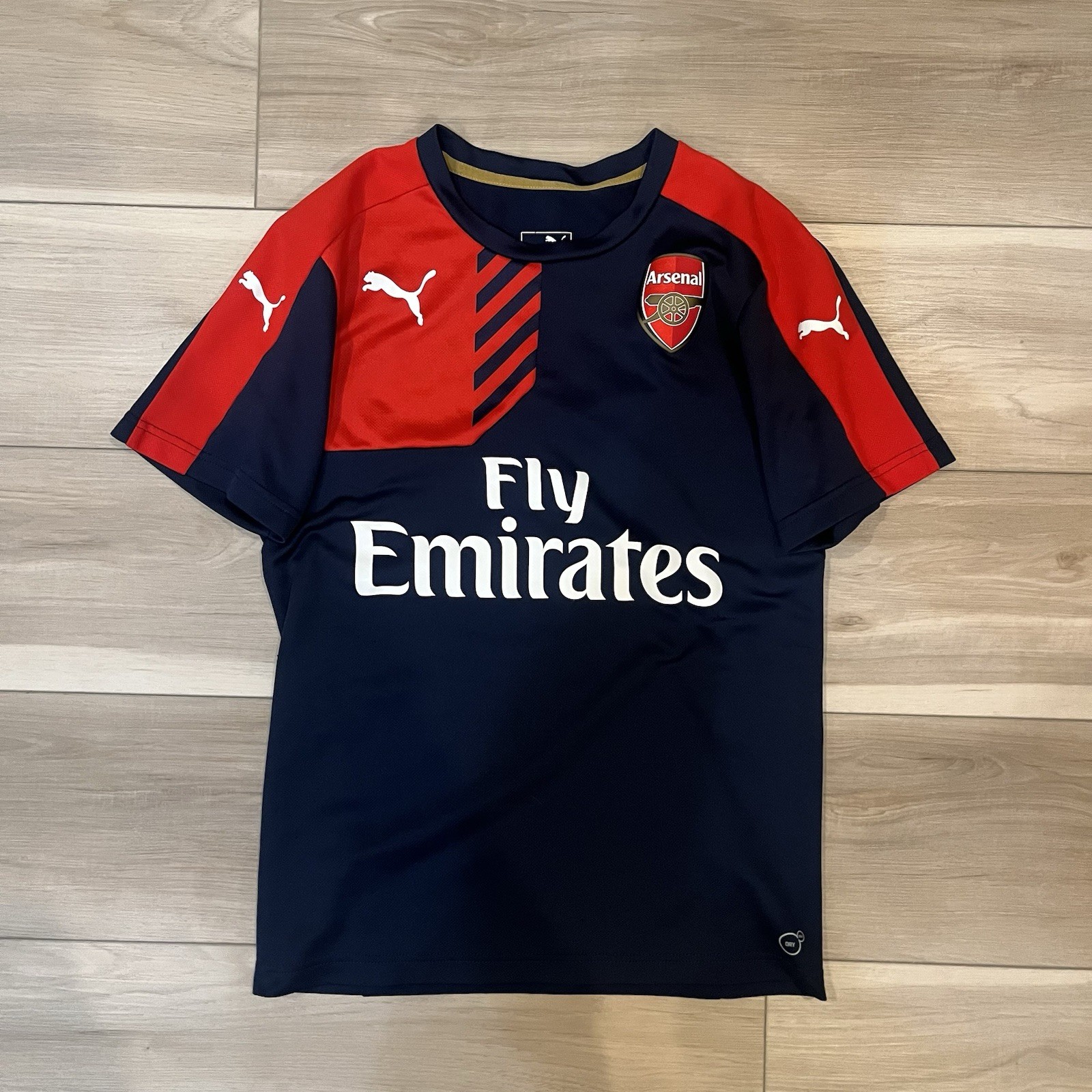 PUMA Arsenal FC Fly Emirates 2015/16 Training Soccer Jersey Men’s Small Blue Red