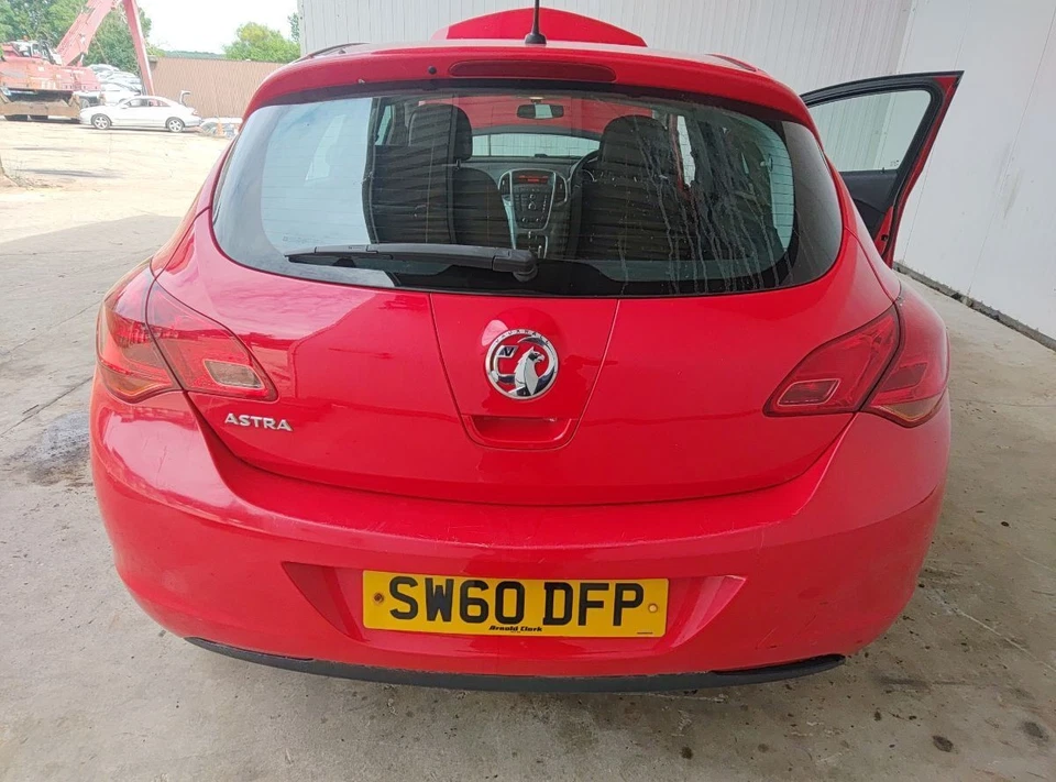 ПЕРЕДНИЙ МОТОР СТЕКЛООЧИСТИТЕЛЯ VAUXHALL ASTRA 13262436 - Изображение 2 из 4