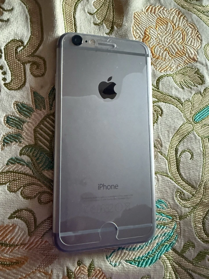 J Phone 6 - Immagine 2 di 4